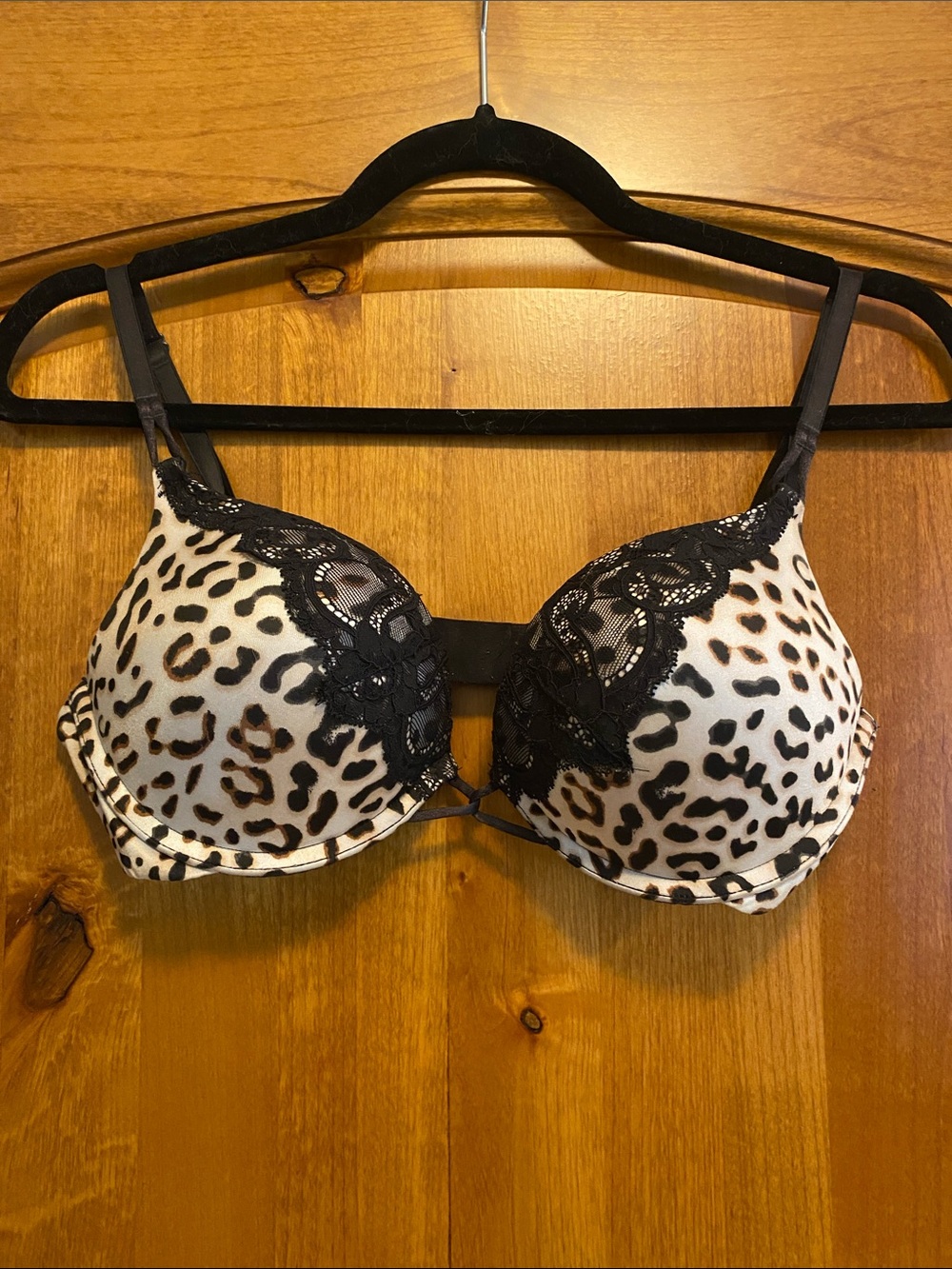 Victoria’s Secret : Adds 2 Cup Sizes “Bombshell” Leopard print.